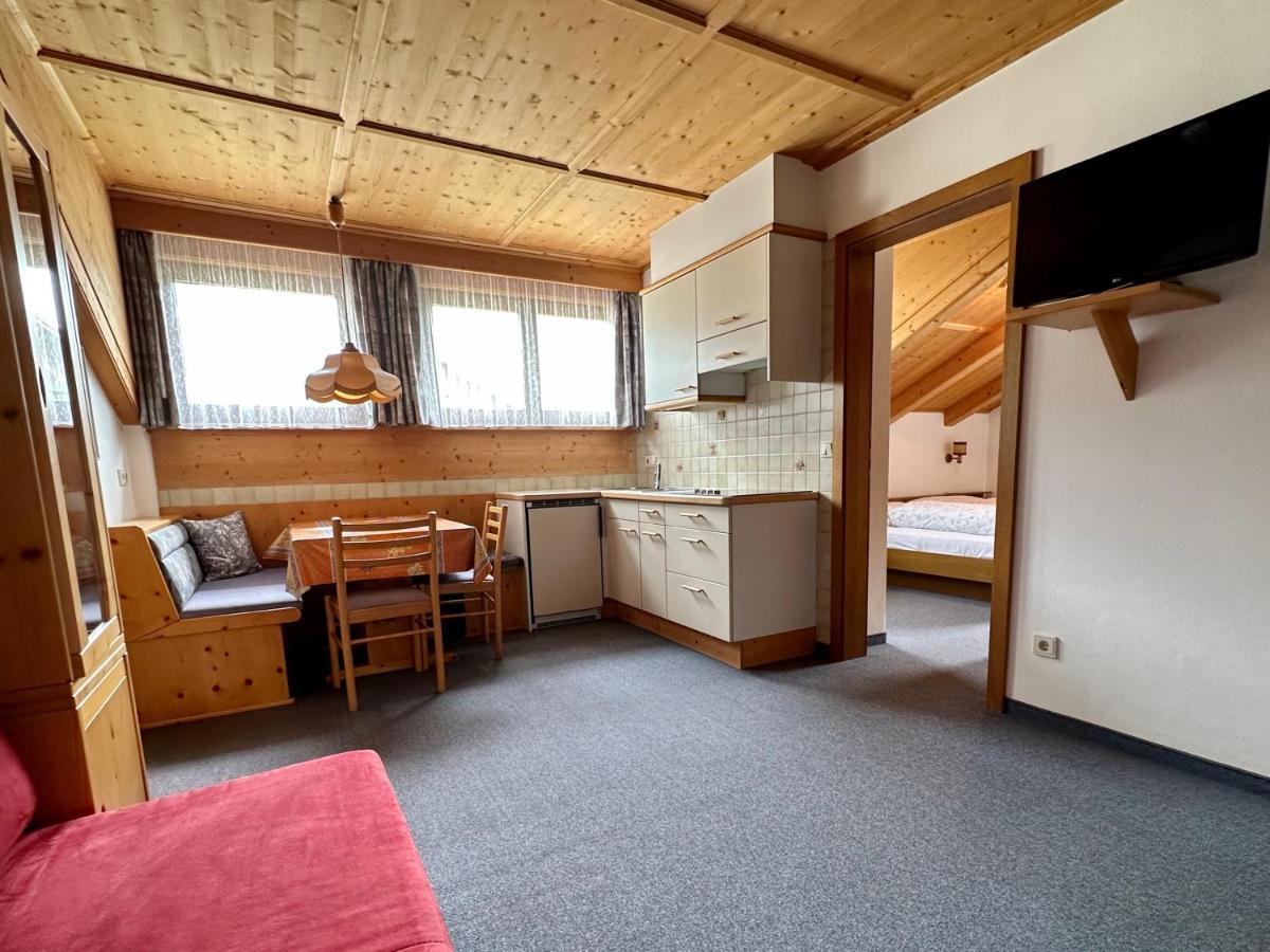 Apartments Gasser モングエルフォ エクステリア 写真